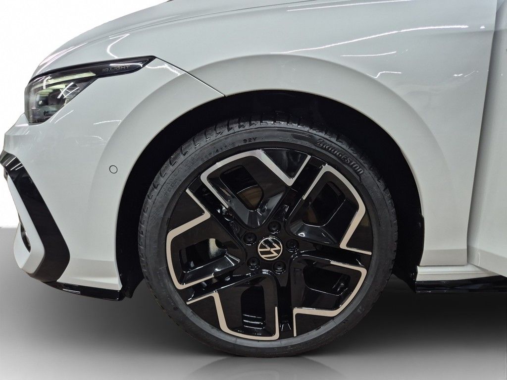 Volkswagen Golf - Bild 18