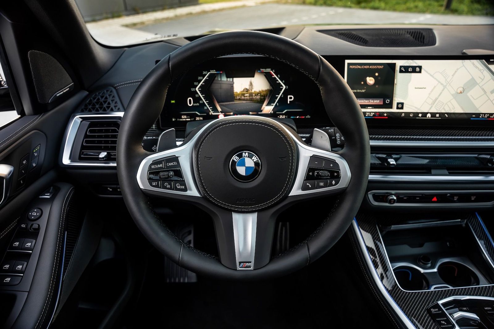 Fahrzeugabbildung BMW X5 40d xD M-SPORT PRO|AHK|ICONIC|MASSAGE|LUFT