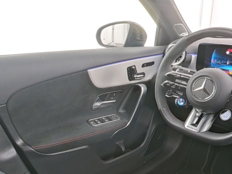Fahrzeugabbildung Mercedes-Benz A 45 S 4M PANO+HUD+BURMESTER+NIGHT+360°+VMAX-270