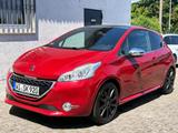 Peugeot 208 GTi - Peugeot 208: GTI
