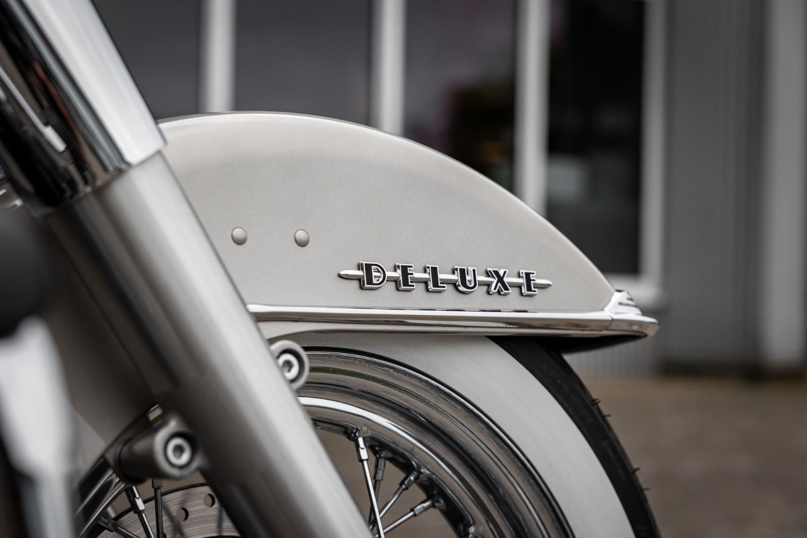 Fahrzeugabbildung Harley-Davidson SOFTAIL DELUXE FLDE - JEKILL & HYDE - NEUWERTIG