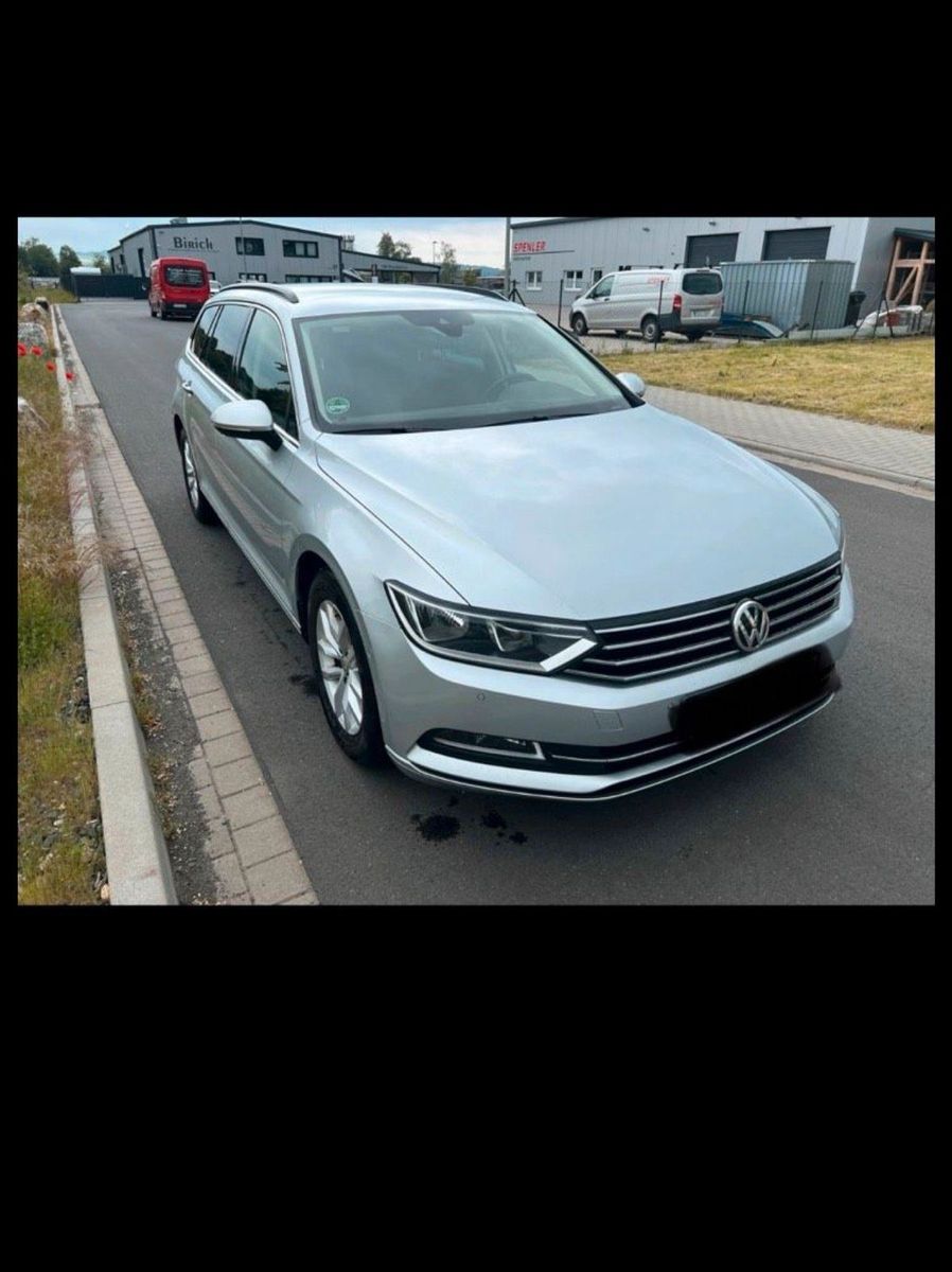 VW Passat Variant