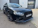 Audi A4 Avant Attraction quattro - Audi A4 Attraction mit Benzin-Antrieb