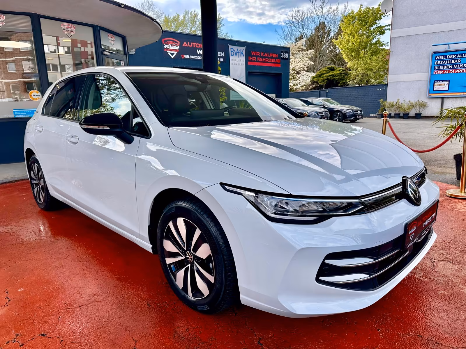 Volkswagen Golf VIII Lim. 1.5 eTSI Goal | 1. Hand |