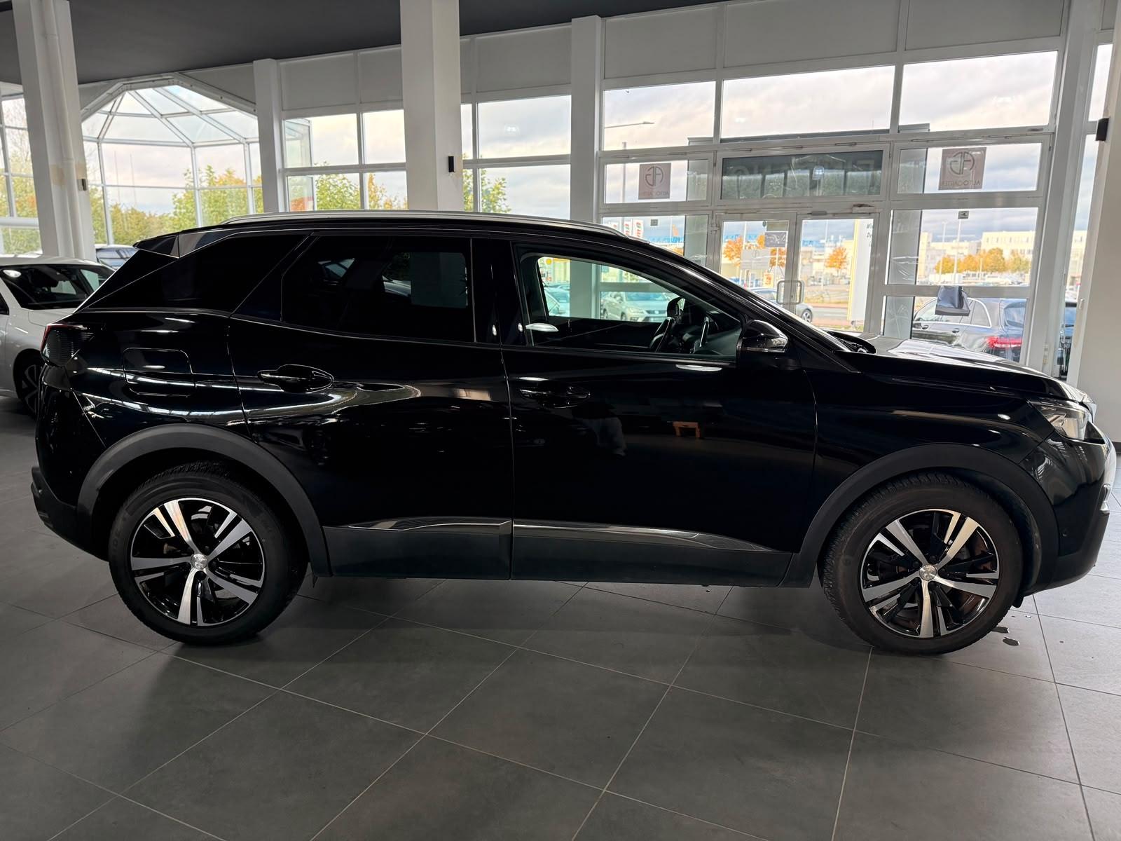Peugeot 3008 Allure*PDC*SHZ*KAM*NAVI*TEILLEDER*