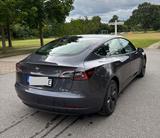 Tesla Model 3 RWD AHK sehr gepflegt Panorama  - Tesla Model 3 in Hamburg