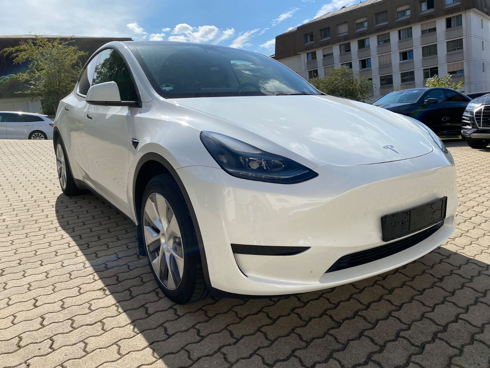 Tesla Model Y Basis RWD*Pano*93,6SOH*Berlin Mod* imagem 2