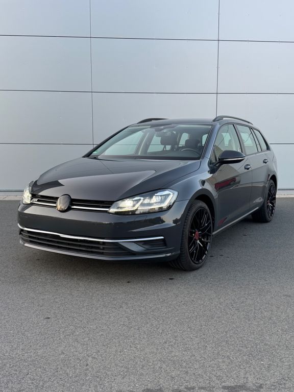 Image of Volkswagen Golf