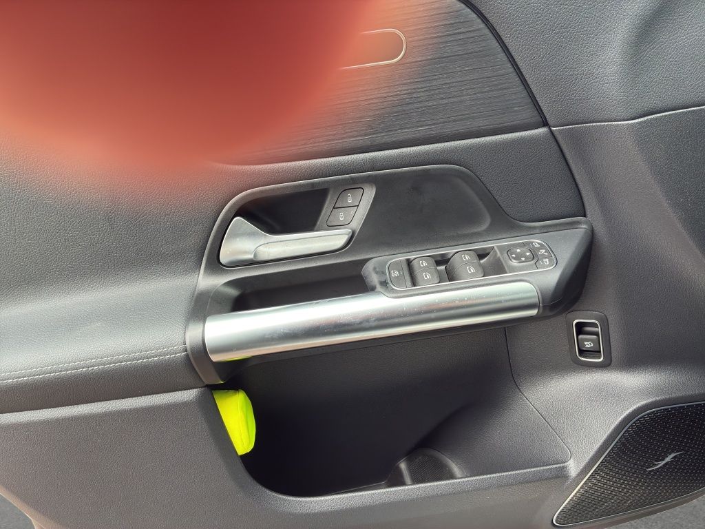 Fahrzeugabbildung Mercedes-Benz B 200 AHZV*LED*RFK*DAB*THERMOTRONIC*LENKRADHZG*