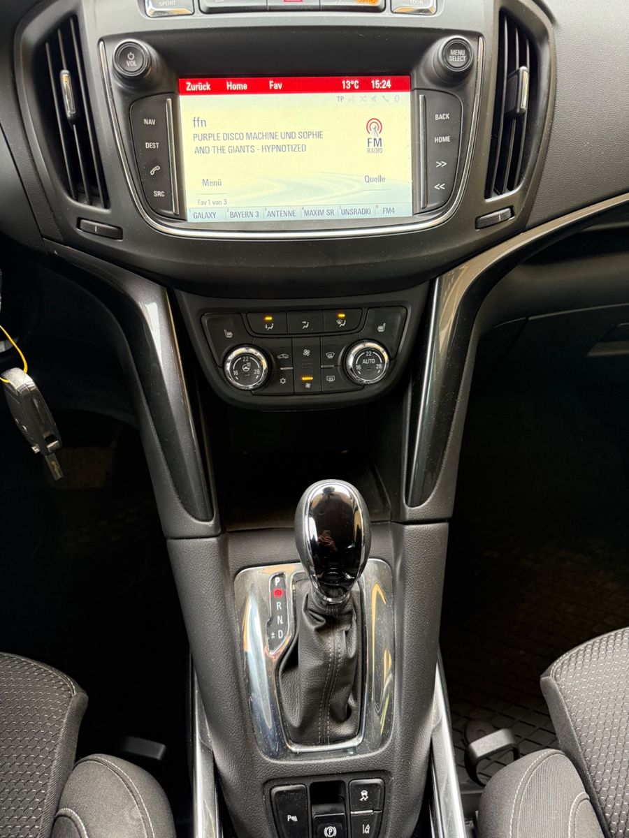 Zafira Tourer Automatik|Kamera|Totwinkel&Spurass