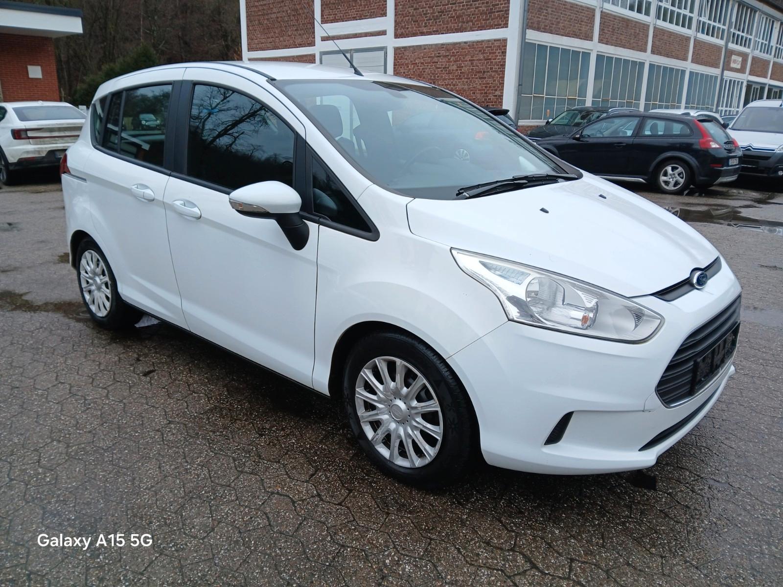 Ford B-Max 1.5 TDCi  1.Hand 8 fach bereift