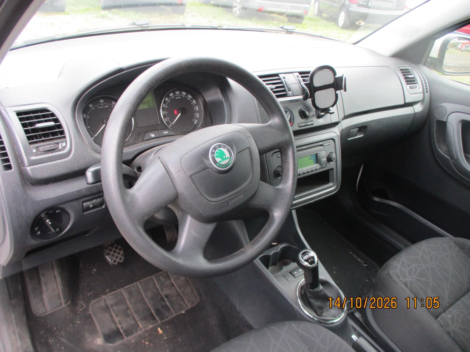 Skoda Fabia 2012 — photo 12