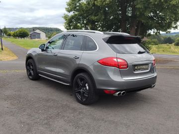 Porsche Cayenne - 3
