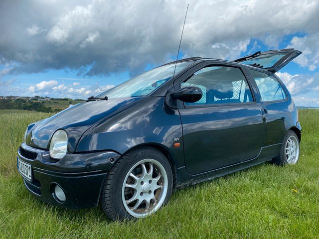 Renault Biete Renault Twingo  Tüv 10/25 kein Rost