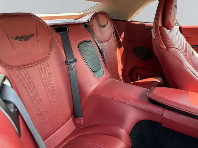 ASTON MARTIN Db11 – Bild 11