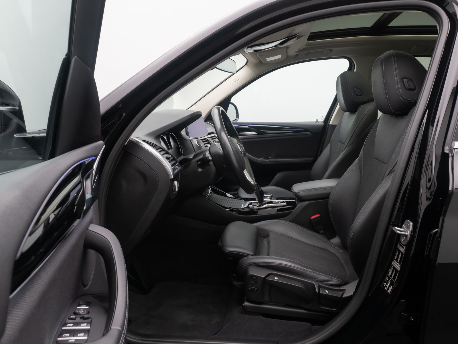 Fahrzeugabbildung BMW X3 xD20d xLine Panorama Sport Individual 18Zoll