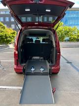 Volkswagen Caddy DSG Comfortl.*Rollstuhlrampe*NAV*KAM*150PS