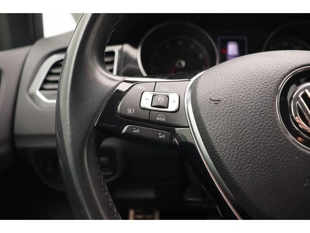 Fahrzeugabbildung Volkswagen Golf Sportsvan VII 1.4 Sound BMT Start-Stopp