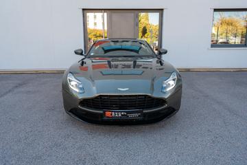 2016 Aston Martin DB11 — фото 9