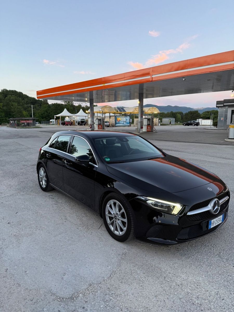 Mercedes-Benz Mercedes-benz A 220 d Automatic Premium imagem 3