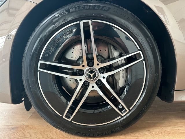 Mercedes-Benz E 300 T e AMG AHK PANORAMA DISTRONIC LEDER HUD foto 4