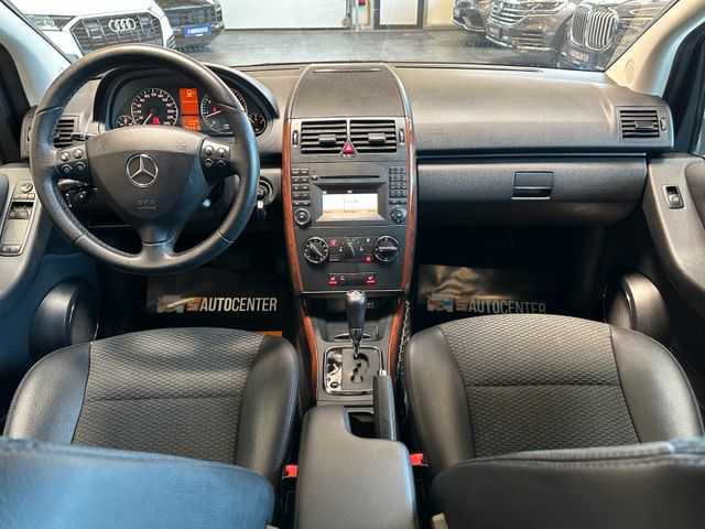 MYAUTOCENTER – Gebraucht- und Jahreswagen mit Werkstattservice in Pfaffenhofen Mercedes-Benz A 160 *Sitzheizung*Tempo*PDC*