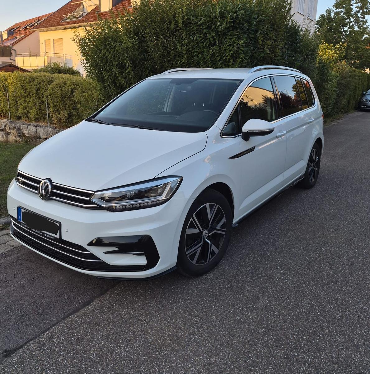Volkswagen Touran 1.5 TSI Highline R-Line ACC/8-fach Alu, миниатюра 4