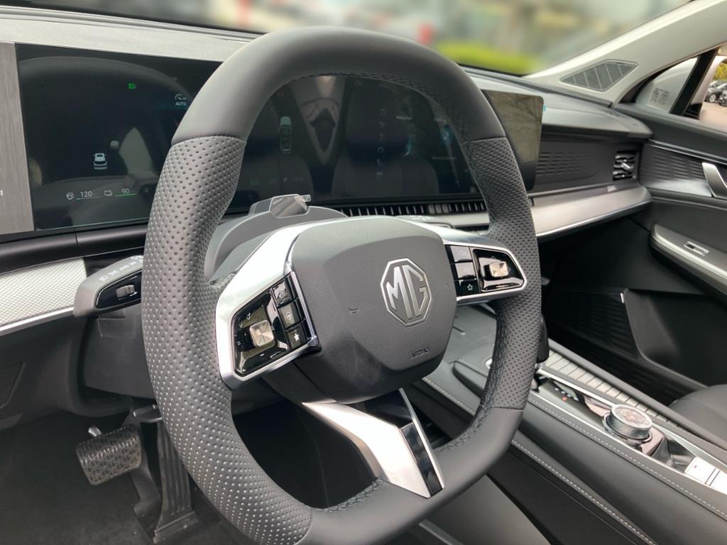 MG S9 PHEV Premium 360 DISTR PANO SPUR PDC SHD SHZ