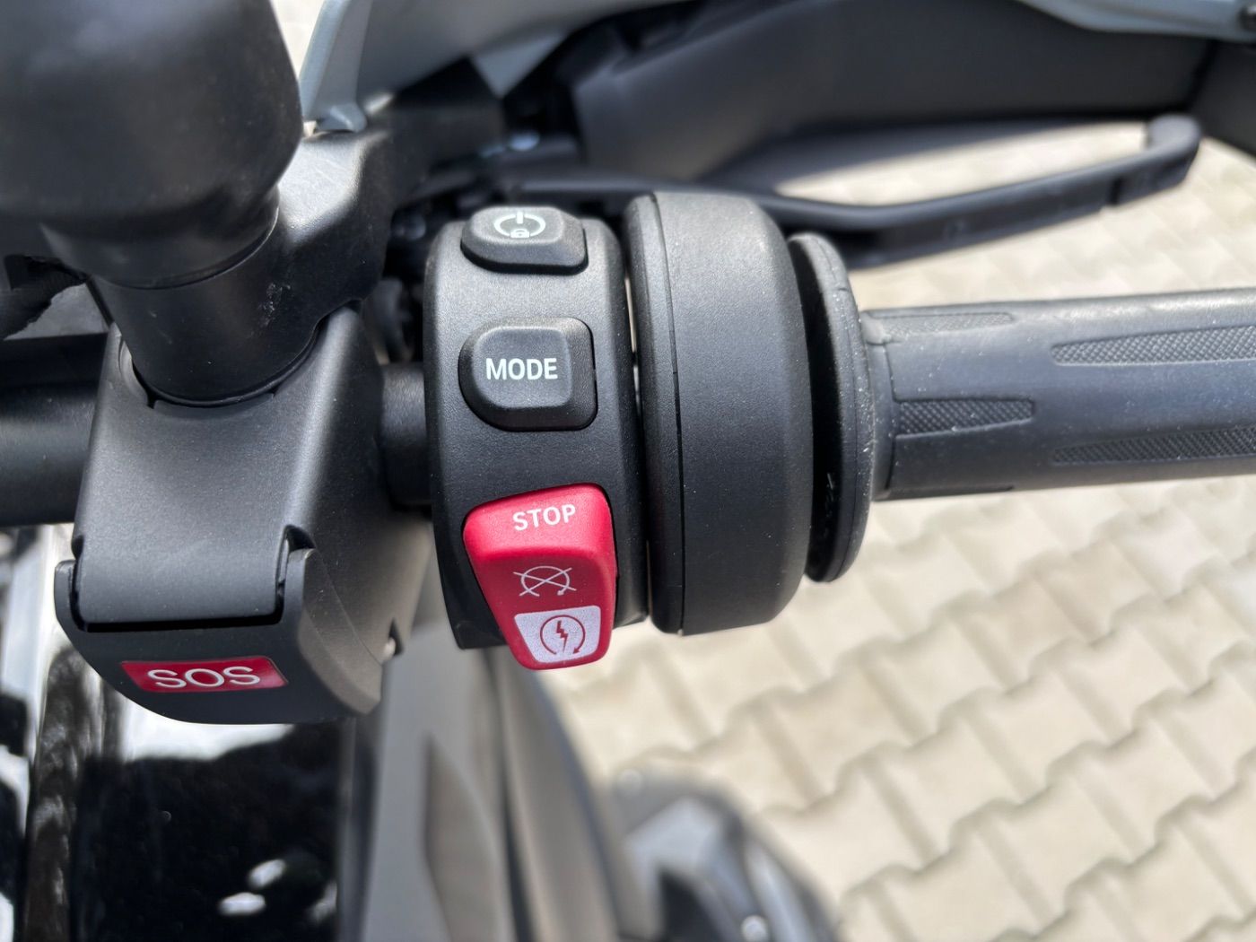 Fahrzeugabbildung BMW R 1300 GS Triple Black 3 Pakete