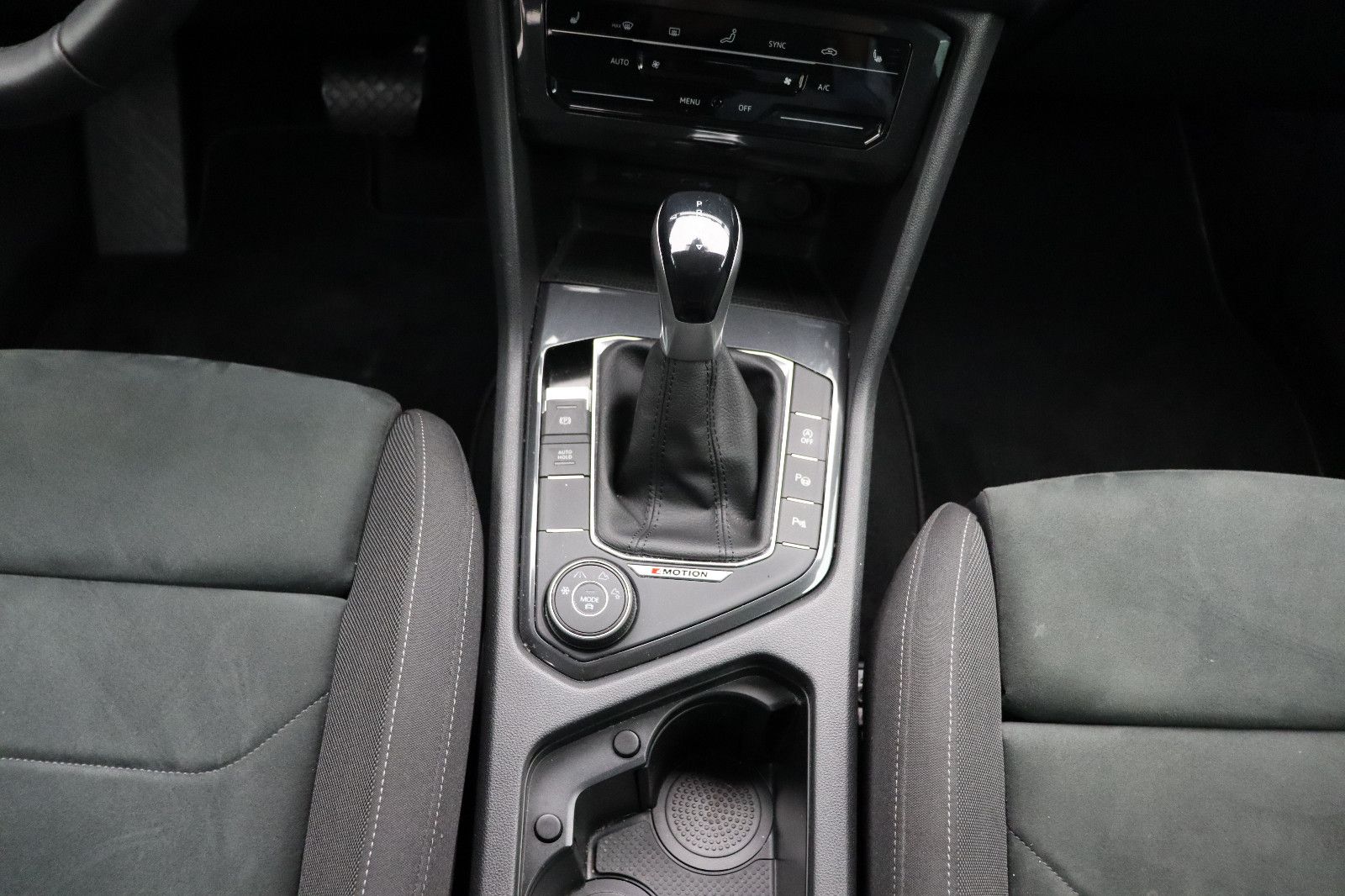 Fahrzeugabbildung Volkswagen Tiguan 2.0 Elegance 4Motion