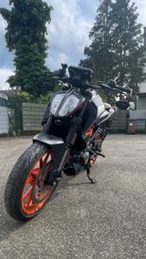 KTM Duke 125 | EZ 11/2023 | IXIL Auspuff | TÜV neu  - Angebote entsprechen deinen Suchkriterien