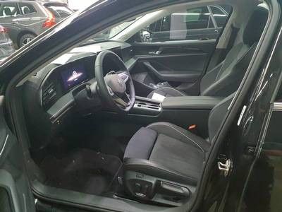 Passat Variant 2.0 TDI DSG BUSINESS NAV+AHK+360°
