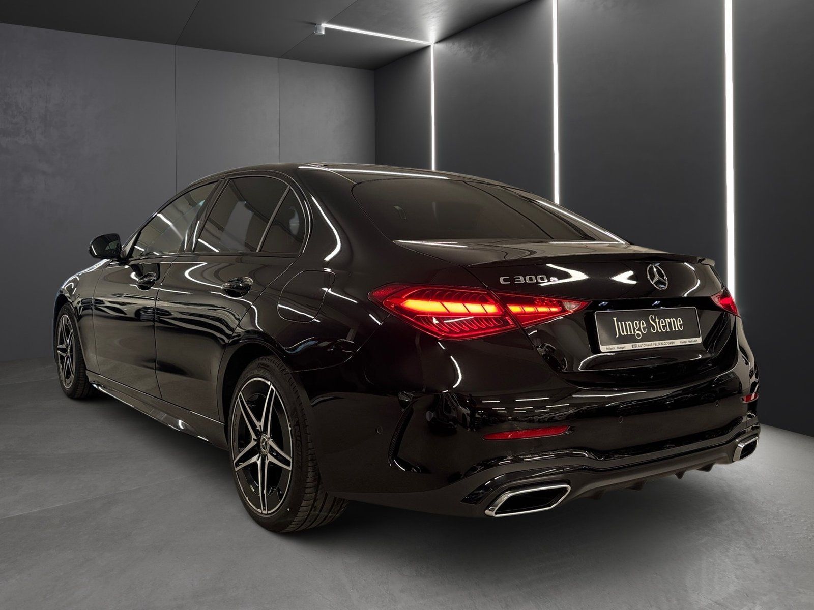 Fahrzeugabbildung Mercedes-Benz C 300 e AMG*AHK*Kamera*Distronic*Totw*LED*Night*