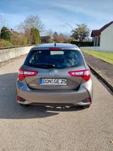 Toyota Yaris 1,5-l-Dual-VVT-iE - - Toyota Yaris von privat