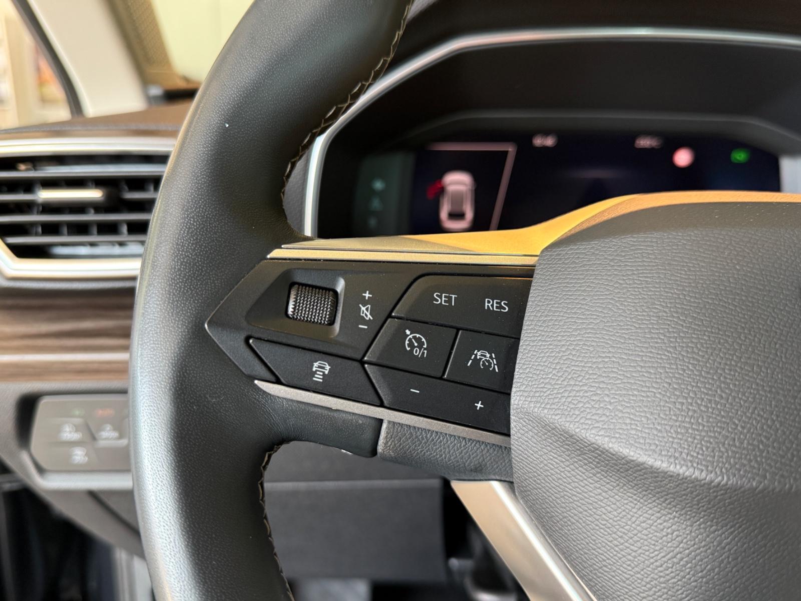 SEAT Leon SP Xcellence/LED/NAVI/ACC/AUTOMATIK, миниатюра 18