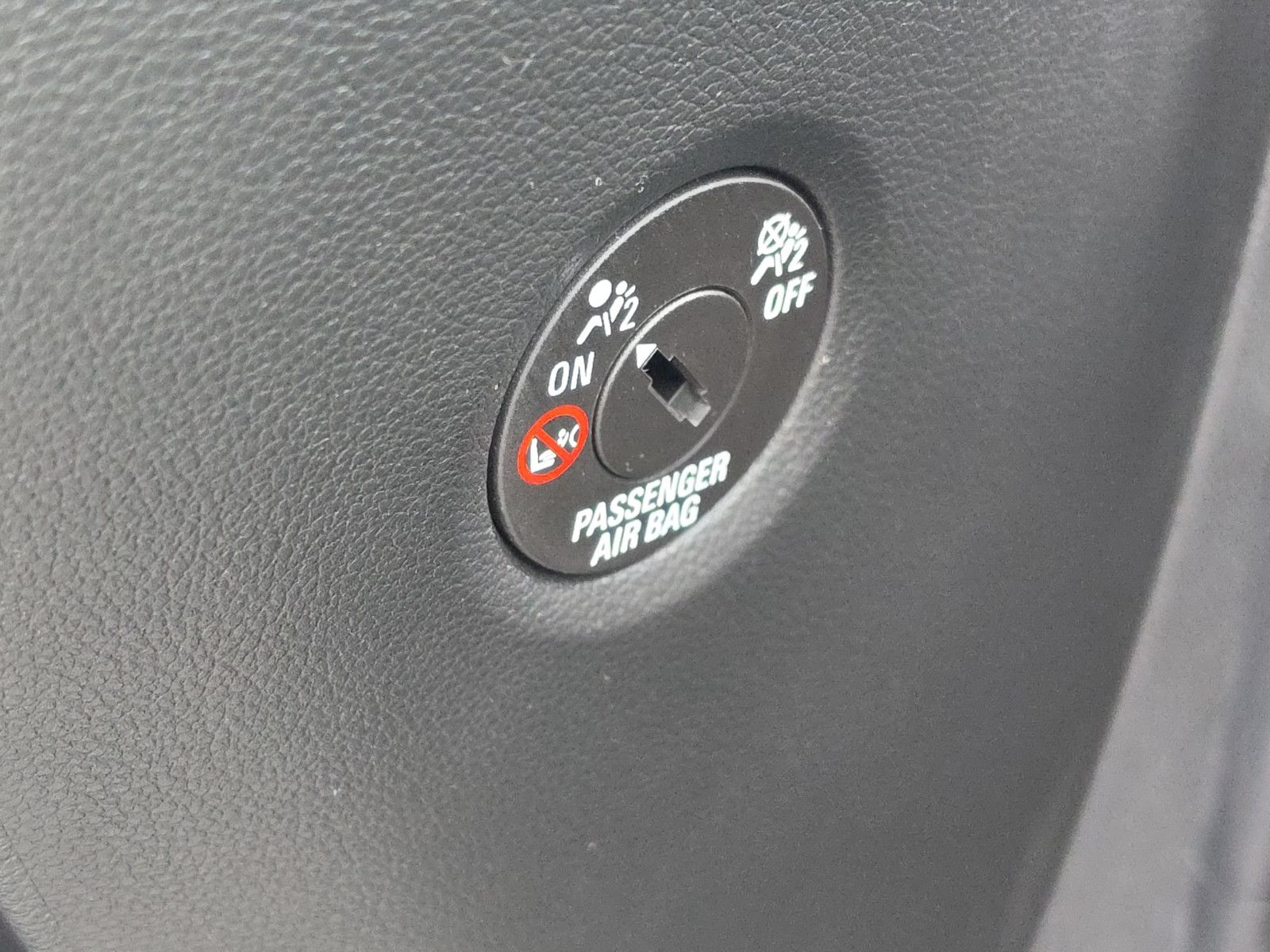 Fahrzeugabbildung Opel Astra K Sports Tourer Edition*NAVI*TEMPOMAT*PDC