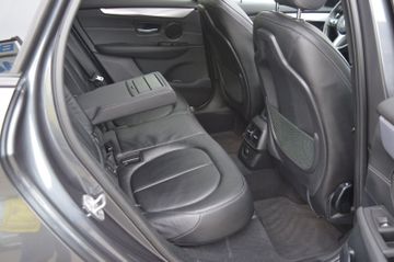 BMW 2 Active Tourer  220 i M Sport Steptronic Leder