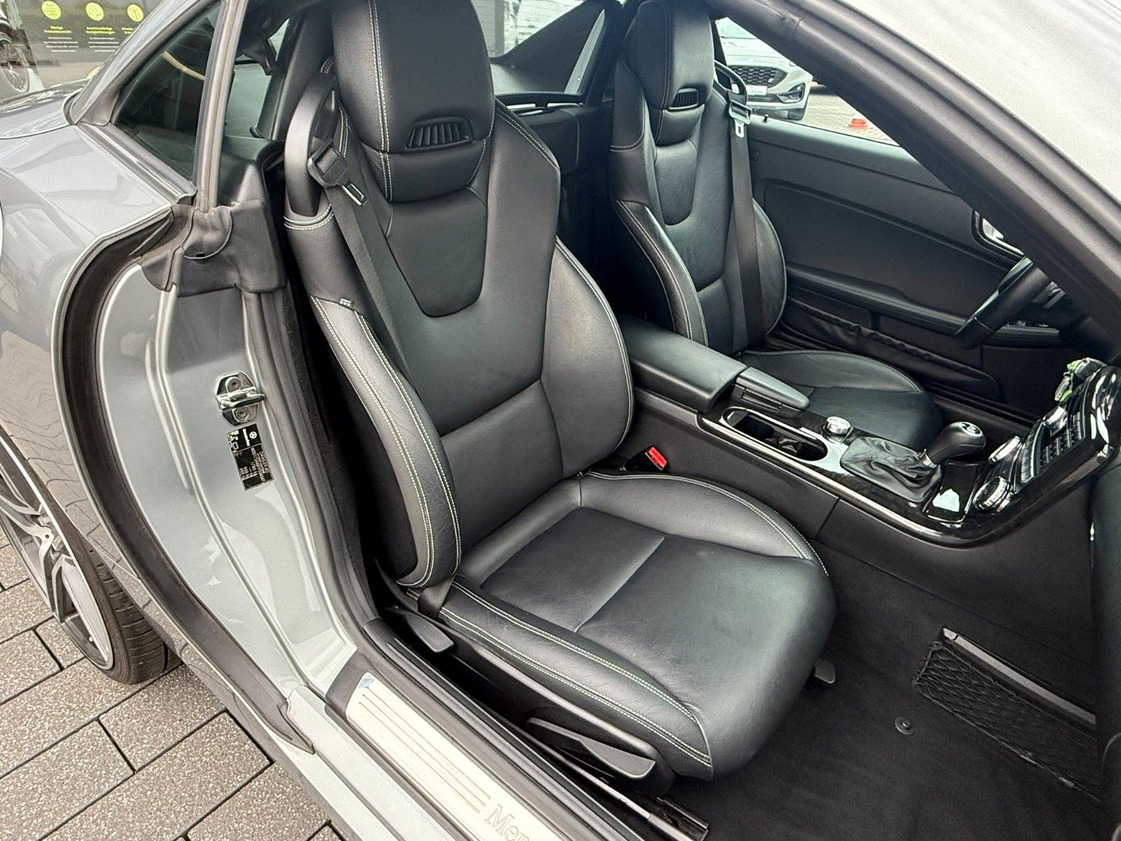 Fahrzeugabbildung Mercedes-Benz SLK 200 SLK Roadster  BlueEfficiency Edition 1