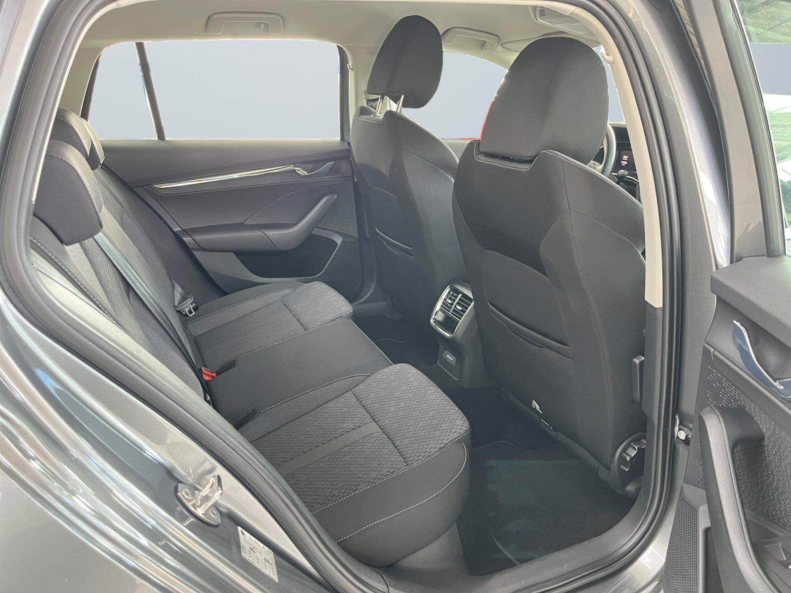 Skoda Octavia Combi Selection Plus 1.5 TSI DSG ACC, миниатюра 11