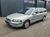Volvo V70 2.4 Comfort - Volvo V70 Comfort mit Benzin-Antrieb