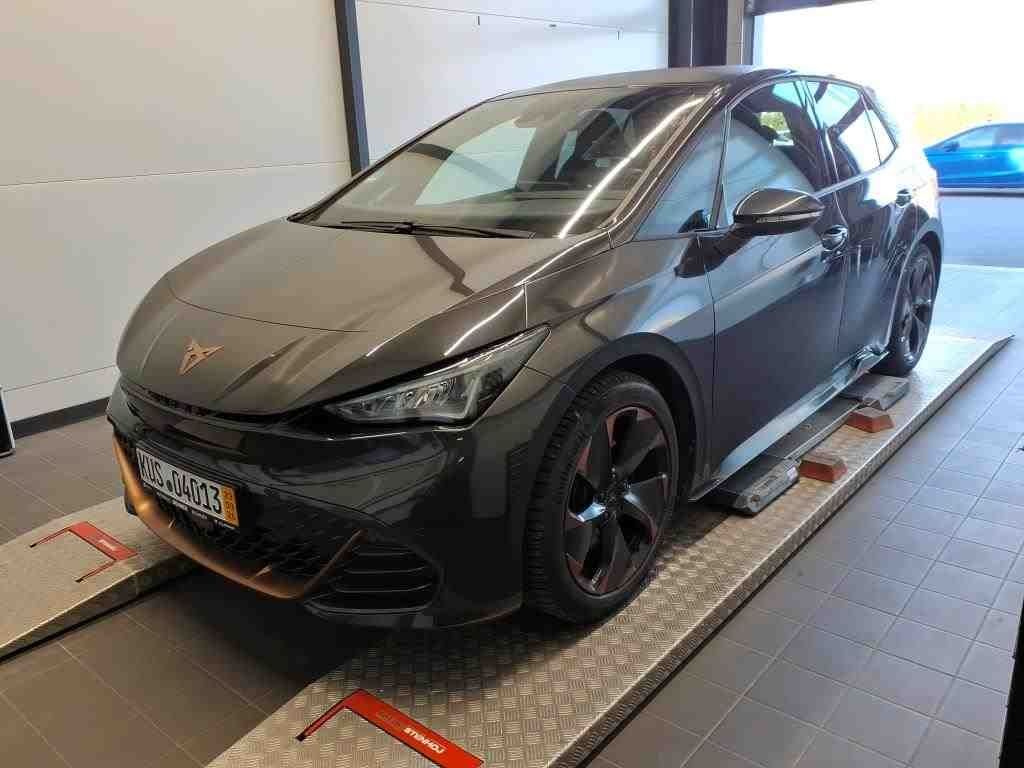 Cupra Born 204PS/62kWh ACC+TOTW+KESSY+RKAM+behLR+SHZ