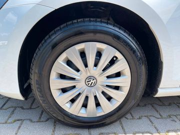 Fahrzeugabbildung Volkswagen Golf VII 1.6 TDI*Tempomat*Navi*PDC*Klima*