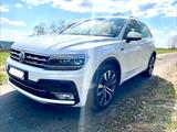 Volkswagen Tiguan 2.0 TSI Highline R-Line 360 AHK Standhz. - Volkswagen Tiguan: 3.0