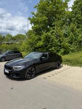 BMW M5 xDrive A M5 - BMW M5 mit Panoramadach