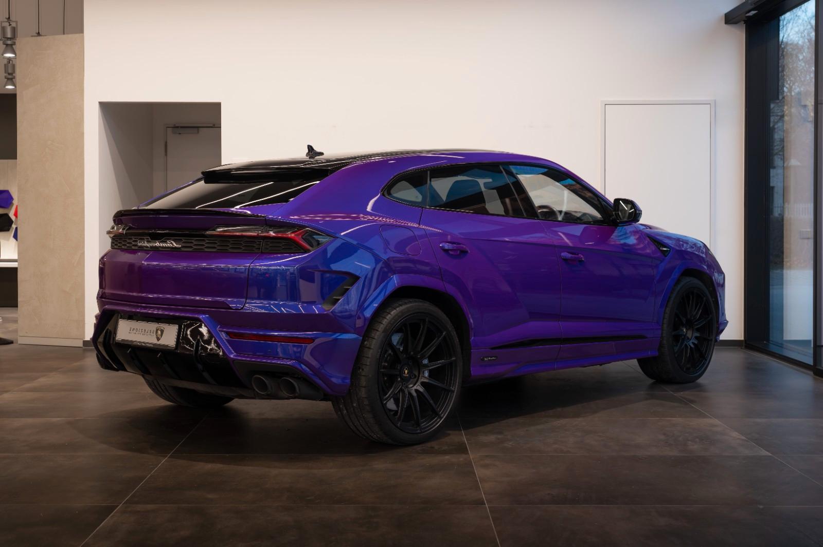 Lamborghini Urus SE | Akrapovic | B&O
