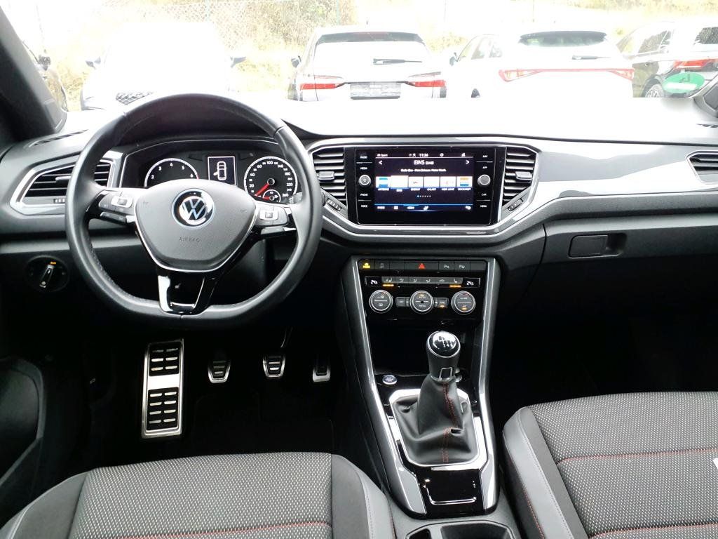 Fahrzeugabbildung Volkswagen T-Roc Sport TSI *Panodach*Navi*Cam*LED*ACC*App*