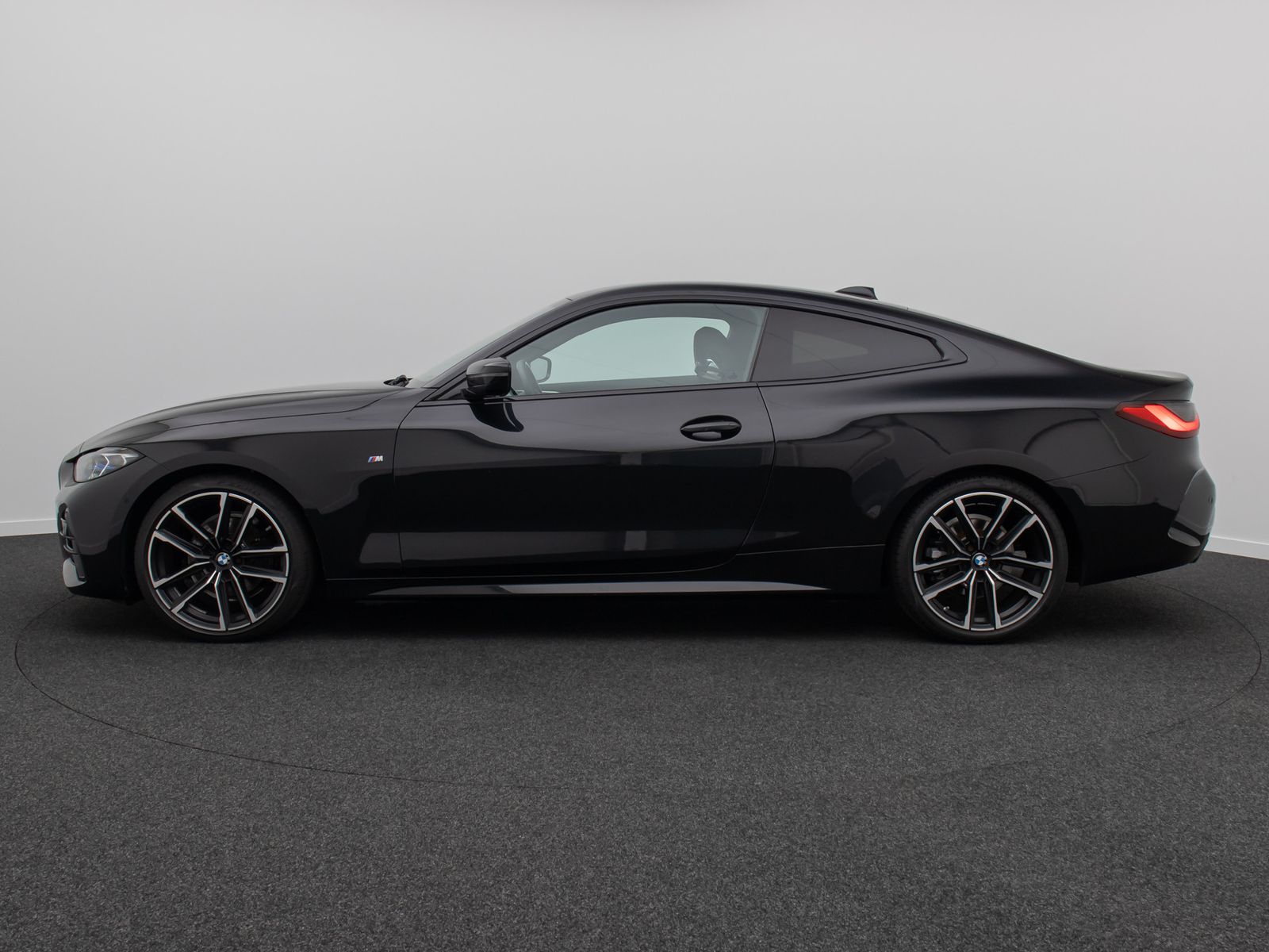 Fahrzeugabbildung BMW 420d Coupé M Sport Laser Kamera DAB Alarm 19Zoll