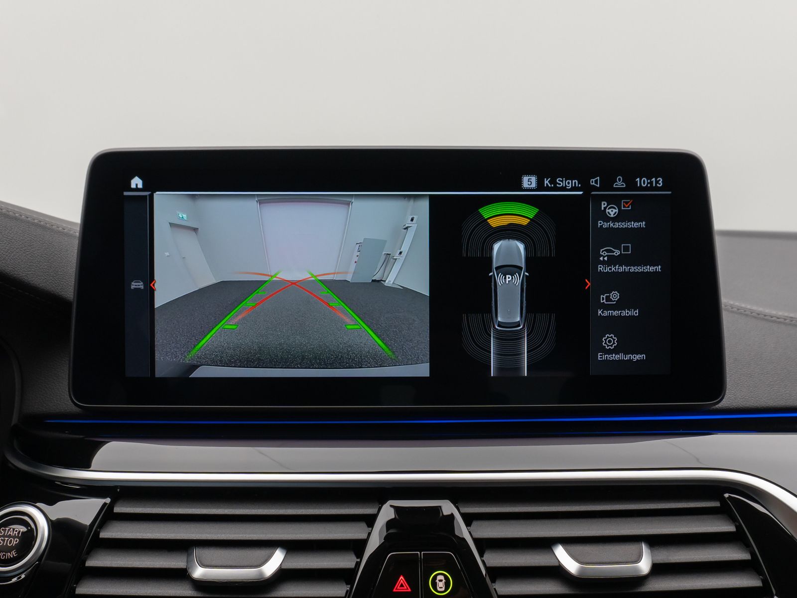 Fahrzeugabbildung BMW 530d LuxuryLine Kamera Laser HUD DAB ACC Komfort