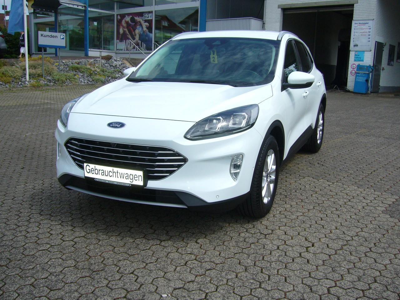 Ford Kuga Titanium 4X4 PDC incl.Front+Heckkamera