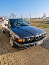 BMW 730i E32 Oldtimer / Neulack / Tüv neu - BMW 730 aus 1990